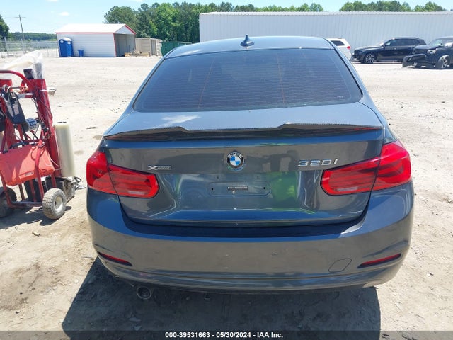 WBA8E5G52GNU20114 BMW 320i Xdrive