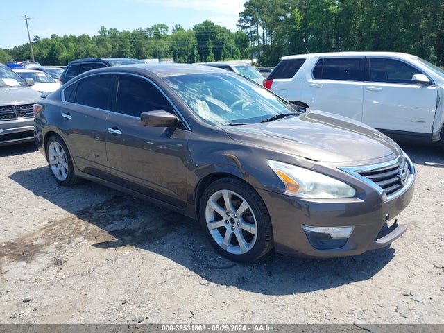 Nissan Altima 2.5 S 2015 1N4AL3APXFC587832 Image 1