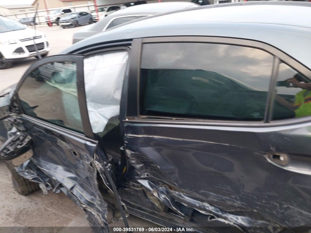 Toyota COROLLA LE 2019 5YFBURHE1KP943833 Image 14