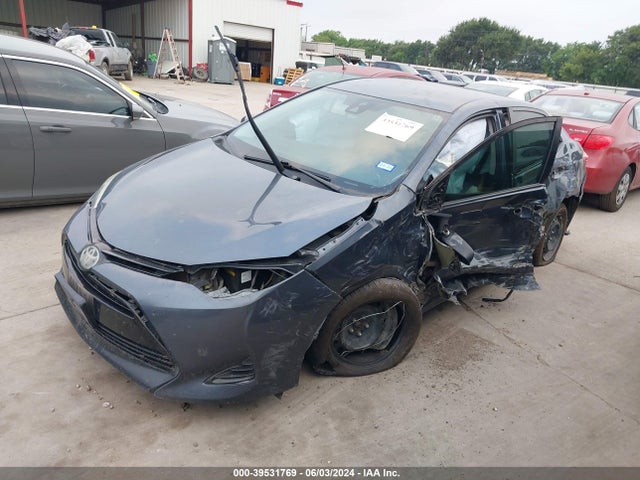 Toyota COROLLA LE 2019 5YFBURHE1KP943833 Image 2