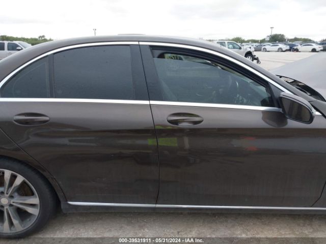 55SWF4JB9GU173266 Mercedes-Benz C 300