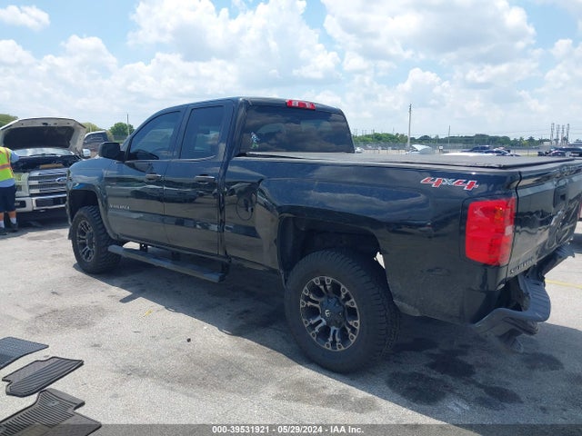 Chevrolet Silverado 1500 Custom 2017 1GCVKPEC5HZ323365 Image 3