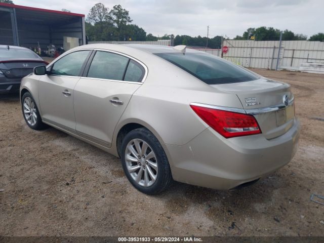 1G4GB5G33GF115572 Buick Lacrosse Leather