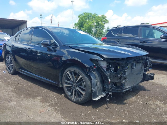 2019 4T1B61HK8KU299957 main image