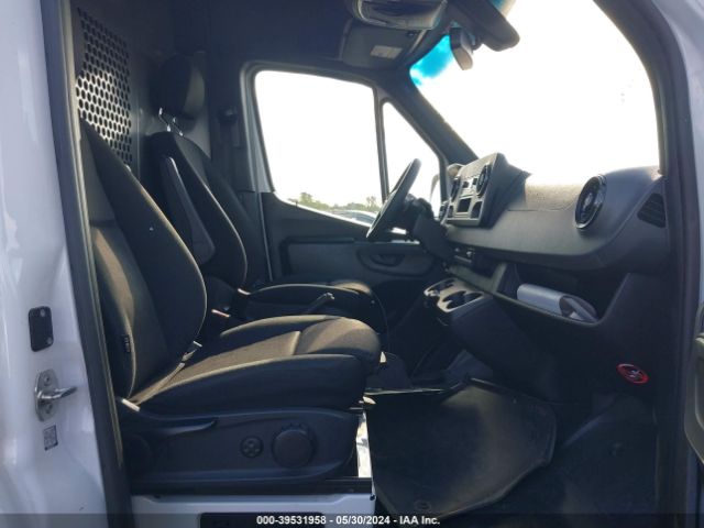 W1Y4EDHY9NT105612 Mercedes-Benz Sprinter 2500 High Roof V6