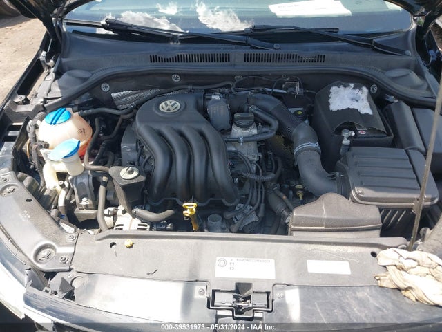 3VW2K7AJ6FM403745 Volkswagen Jetta 2.0l S