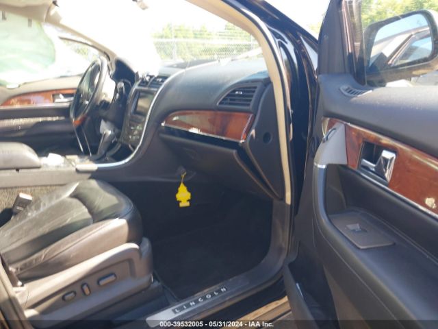 2LMDJ8JK0EBL00219 Lincoln MKX