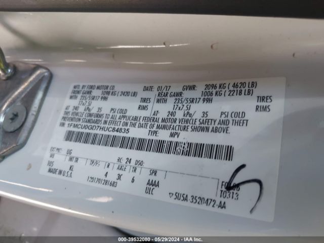 1FMCU0GD7HUC84835 Ford ESCAPE SE