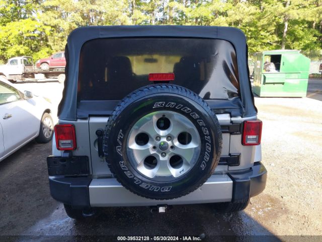 1C4HJWEGXEL246987 Jeep Wrangler Unlimited Sahara