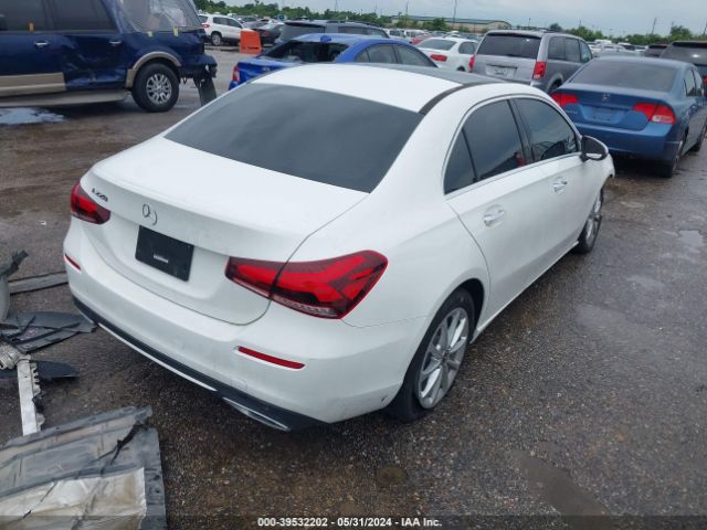 W1K3G4EB4MJ268825 Mercedes-Benz A 220