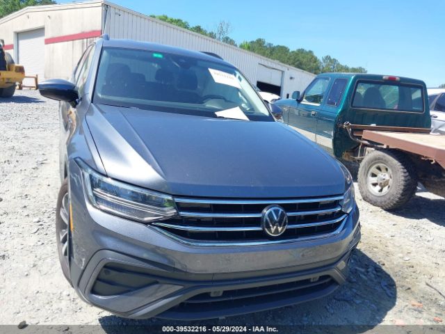 3VVRB7AX2PM016201 Volkswagen Tiguan 2.0t S
