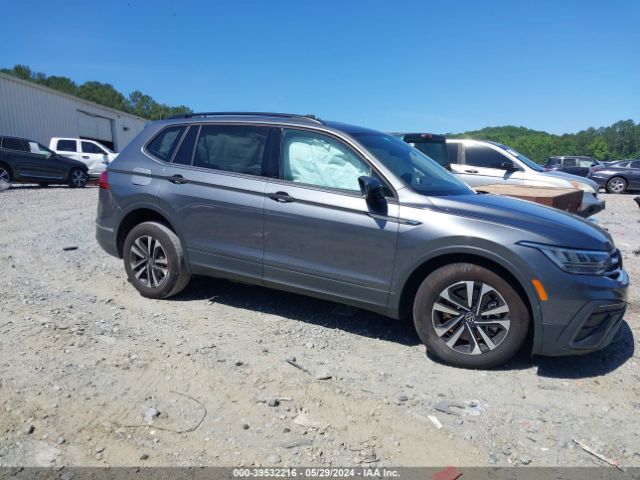 3VVRB7AX2PM016201 Volkswagen Tiguan 2.0t S