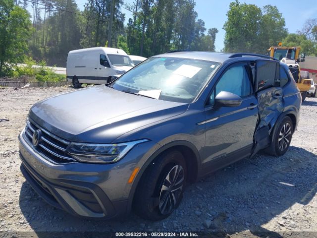 3VVRB7AX2PM016201 Volkswagen Tiguan 2.0t S