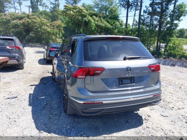 3VVRB7AX2PM016201 Volkswagen Tiguan 2.0t S