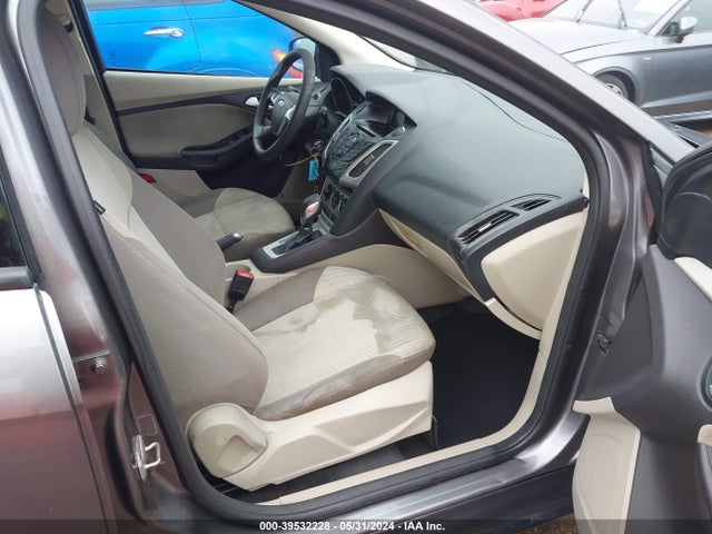 Ford FOCUS SE 2014 1FADP3K21EL163040 Image 5