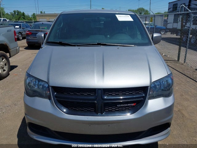 2C4RDGBG3FR672177 Dodge Grand Caravan Se Plus