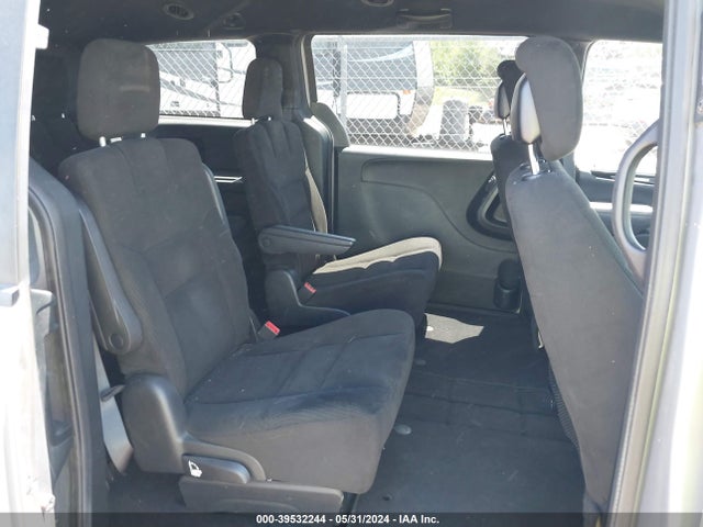 2C4RDGBG3FR672177 Dodge Grand Caravan Se Plus