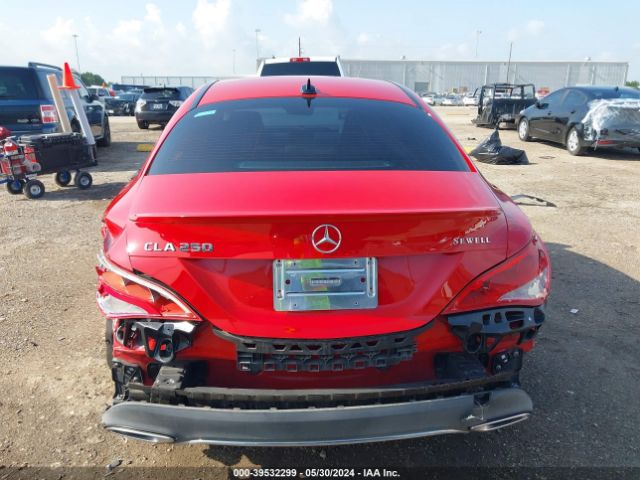 WDDSJ4EB0JN577600 Mercedes-Benz CLA 250