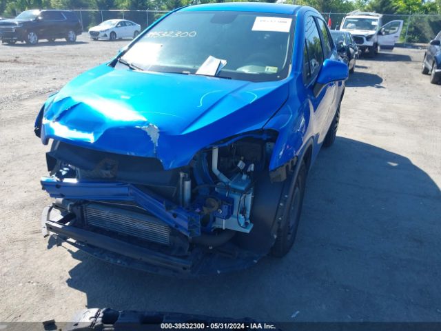 KL7CJKSB2GB676661 Chevrolet Trax 1ls