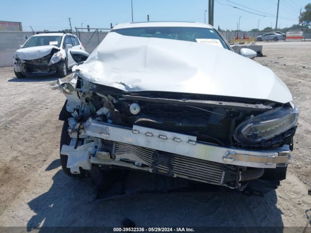 1HGCV2F91KA022667 Honda Accord Touring 2.0t