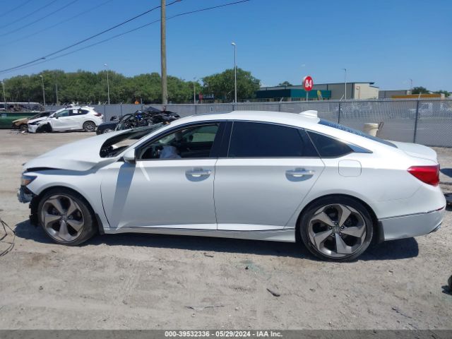 1HGCV2F91KA022667 Honda Accord Touring 2.0t