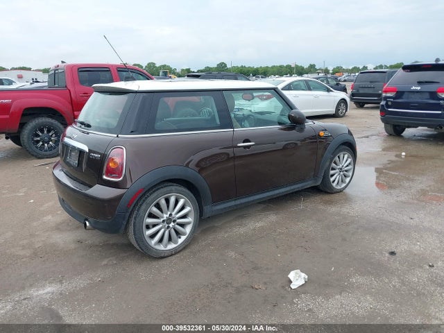 2010 MINI COOPER WMWMF3C54ATZ65806 Photo 3