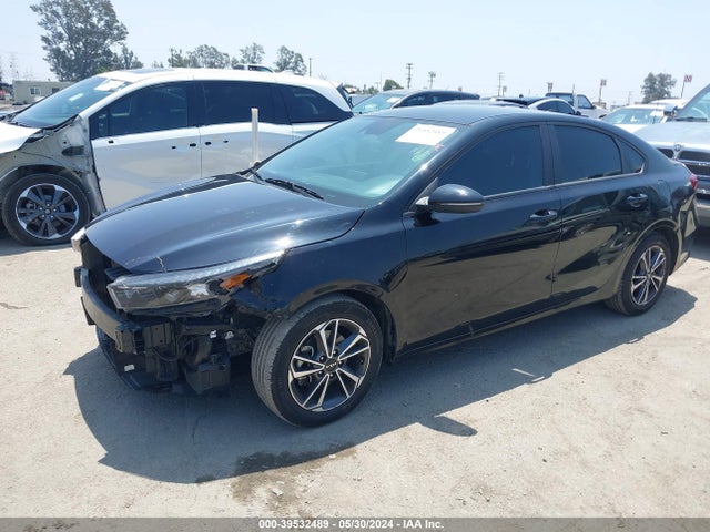 KIA Forte Lxs 2022 3KPF24AD6NE433236 Image 2