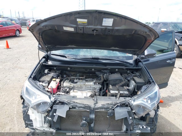 Toyota Rav4 Xle 2018 2T3WFREV3JW496796 Image 10
