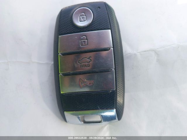 5XXGU4L38HG135334 KIA OPTIMA EX