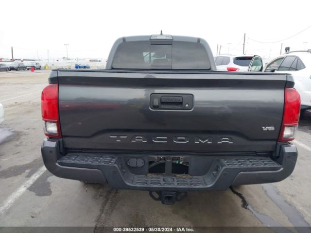 3TMBZ5DN9KM018725 Toyota Tacoma Trd Sport