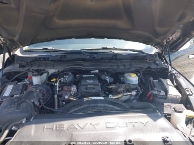 3C6UR4FLXJG377150 RAM 2500 Laramie  4x2 6'4 Box