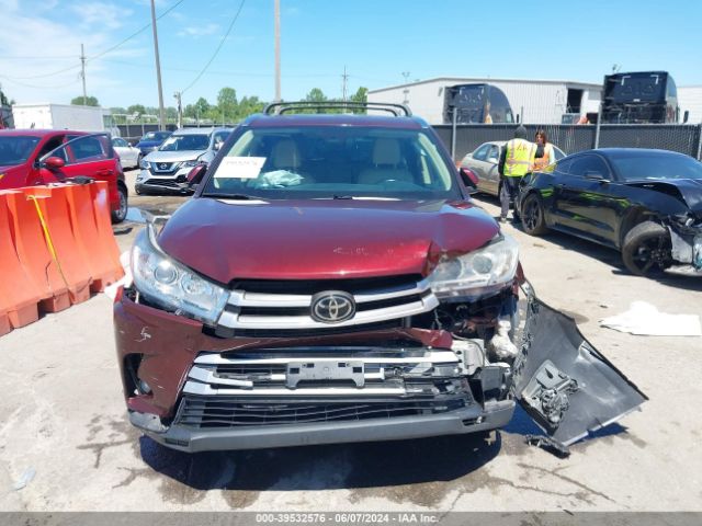 5TDJZRFH1JS891166 Toyota Highlander Xle