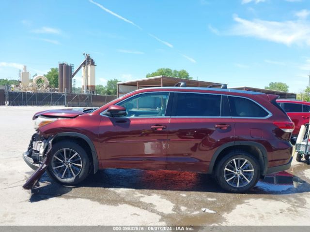 5TDJZRFH1JS891166 Toyota Highlander Xle
