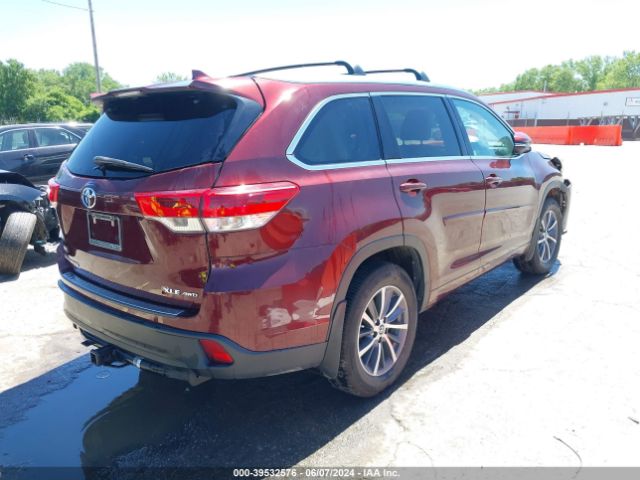 5TDJZRFH1JS891166 Toyota Highlander Xle