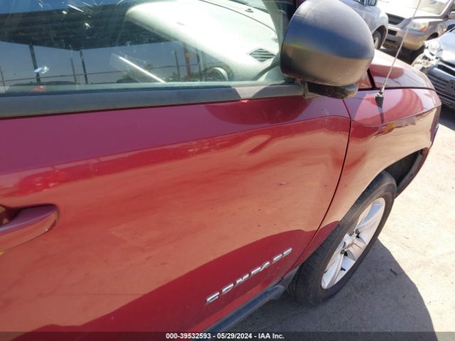 1C4NJDBB3GD549526 Jeep Compass Sport