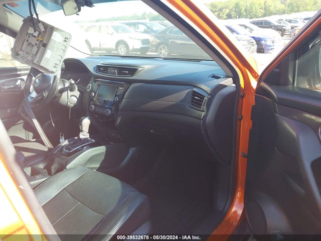 Nissan ROGUE SV 2018 5N1AT2MT2JC806476 Image 5