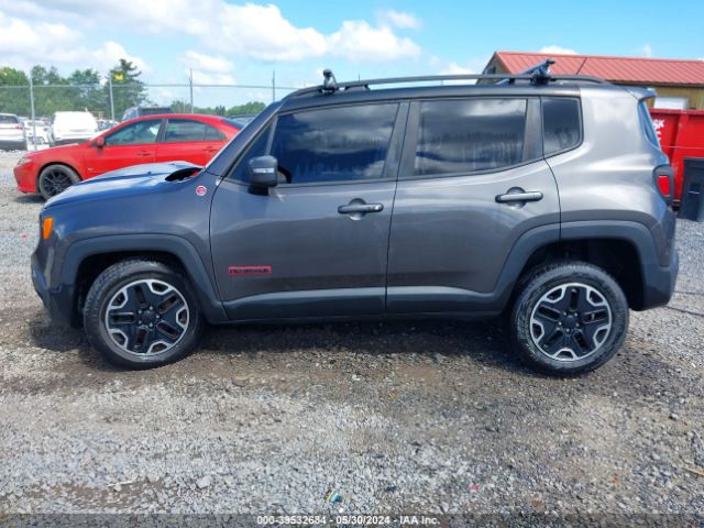 ZACCJBCTXGPD98382 Jeep Renegade Trailhawk