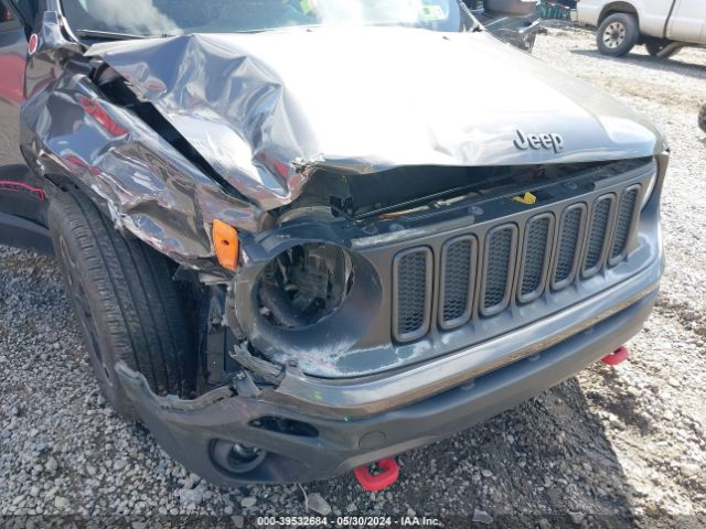 ZACCJBCTXGPD98382 Jeep Renegade Trailhawk