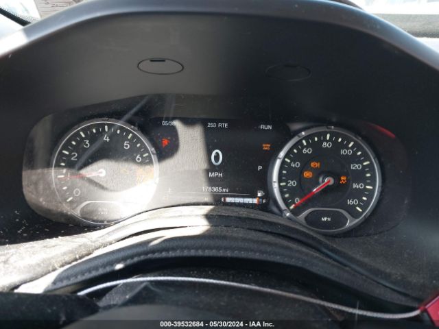 ZACCJBCTXGPD98382 Jeep Renegade Trailhawk