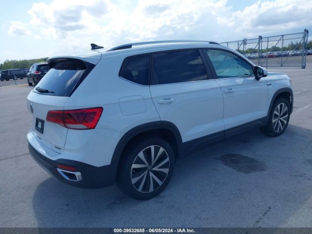 3VVLX7B24NM057999 Volkswagen Taos 1.5t Se