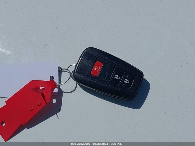 Toyota Prius Three 2016 JTDKARFU6G3010836 Image 11
