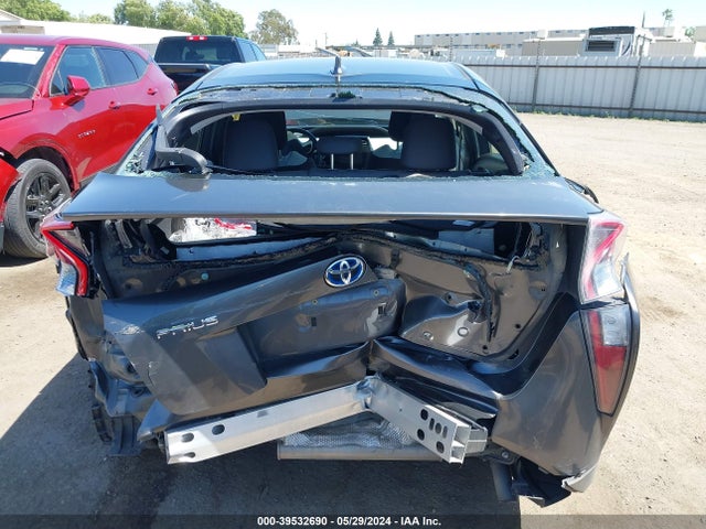 Toyota Prius Three 2016 JTDKARFU6G3010836 Image 17