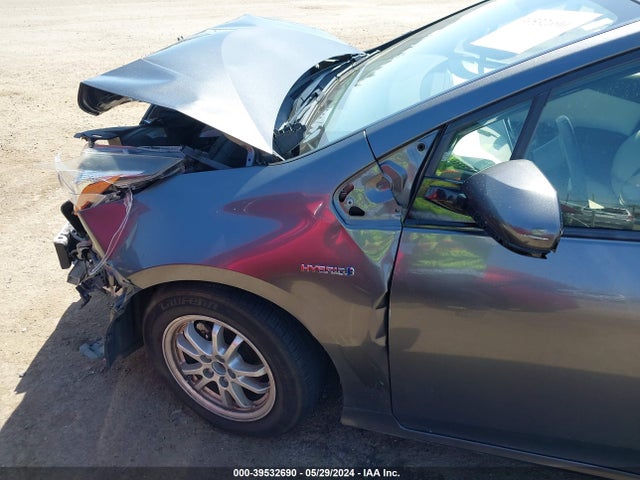 Toyota Prius Three 2016 JTDKARFU6G3010836 Image 21