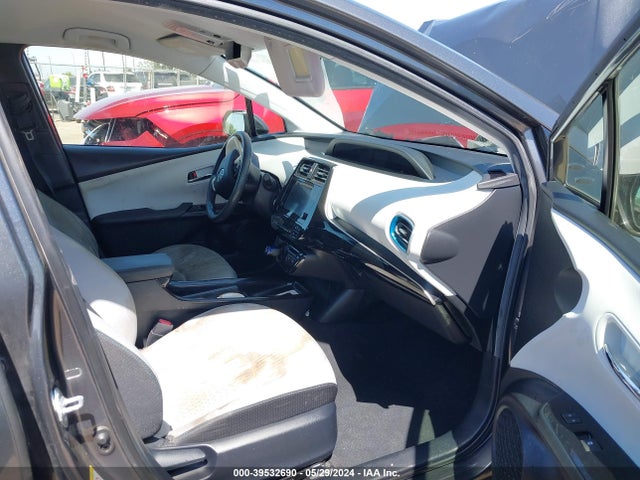 Toyota Prius Three 2016 JTDKARFU6G3010836 Image 5
