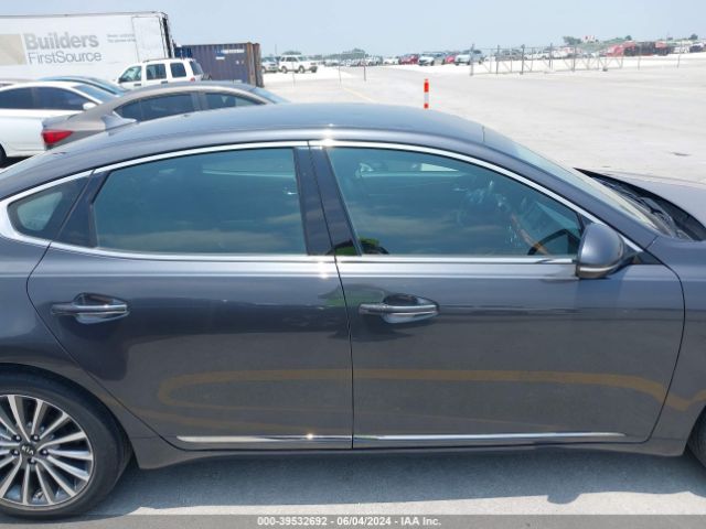 KNALB4J17J5103990 KIA Cadenza Premium
