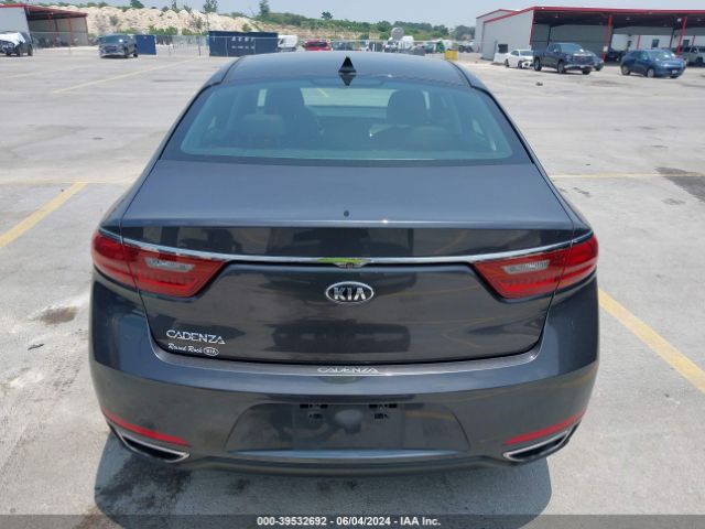 KNALB4J17J5103990 KIA Cadenza Premium