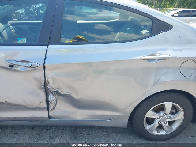 Hyundai ELANTRA SE 2015 5NPDH4AE8FH559335 Image 12