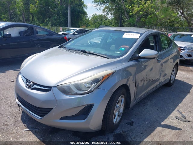 Hyundai ELANTRA SE 2015 5NPDH4AE8FH559335 Image 2