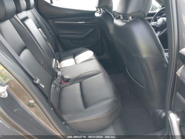 JM1BPALL4N1518517 Mazda Mazda3 Preferred