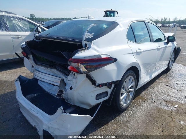 Toyota CAMRY LE 2022 4T1C11AK4NU654009 Image 4